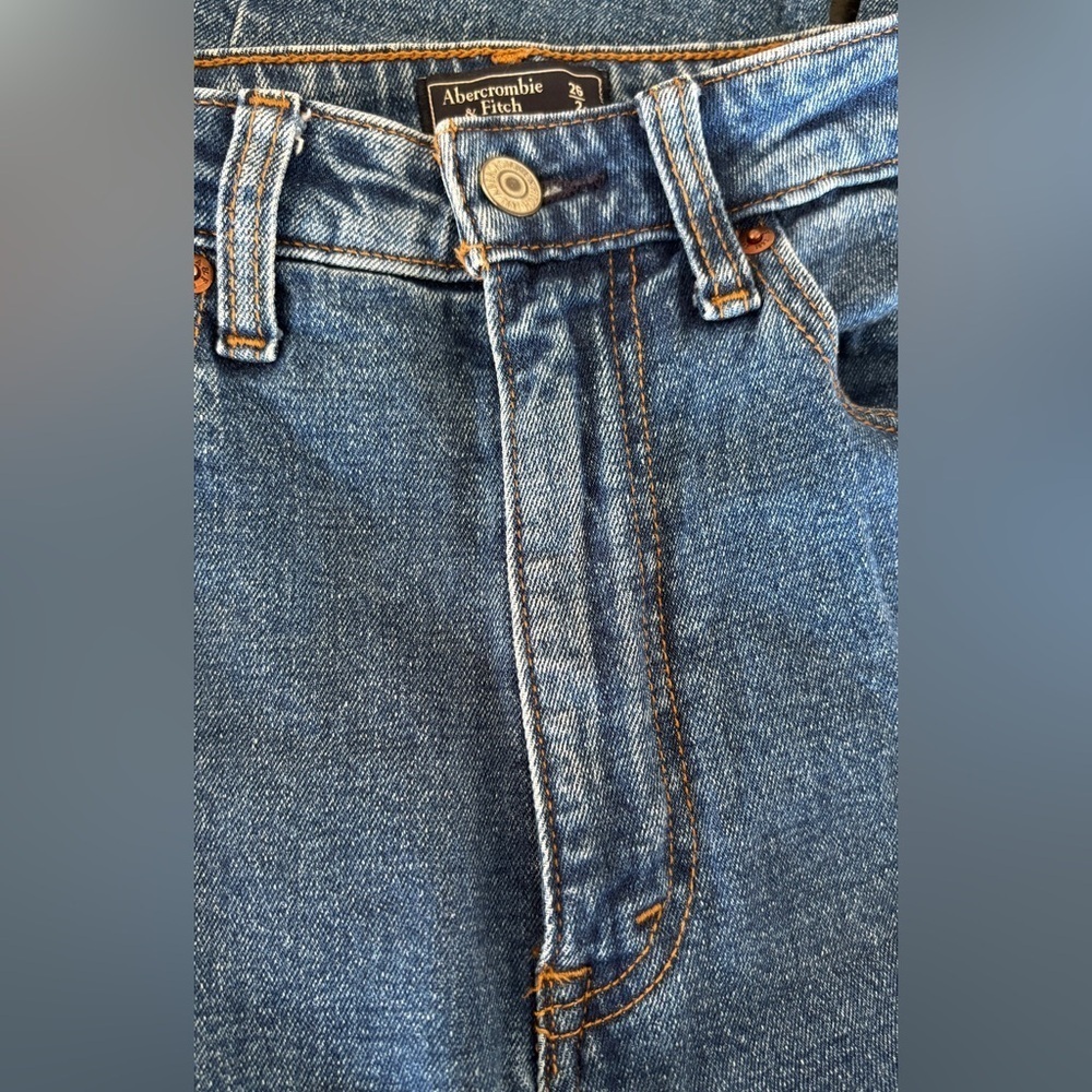 Abercrombie & Fitch Woman Size 26 Short‎ Zoe Natural Rise Ankle Straight Jean - Picture 7 of 11
